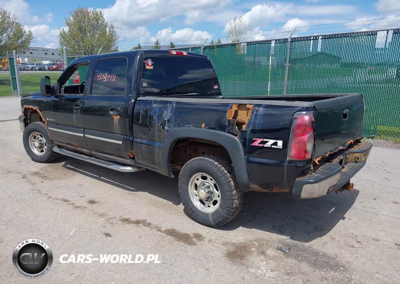 2005 Chevrolet Silverado 1500Hd Ls VIN:1GCGK13U95F953307 - 3