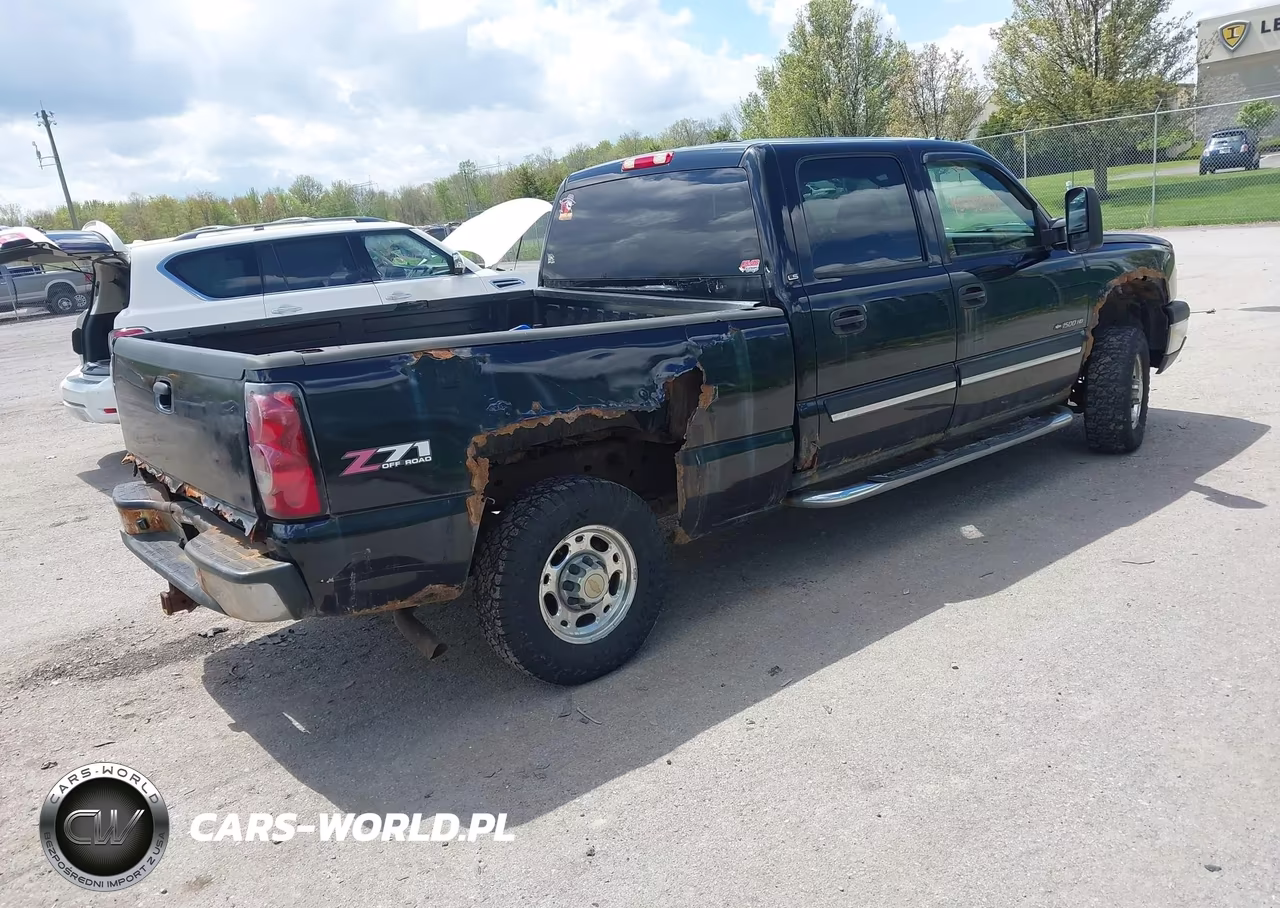 2005 Chevrolet Silverado 1500Hd Ls VIN:1GCGK13U95F953307 - 4
