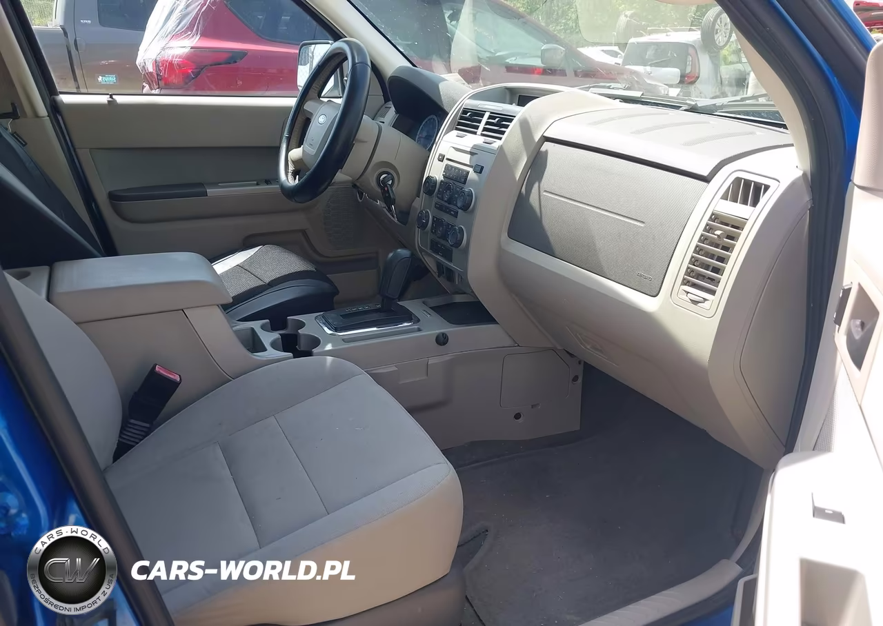 2012 Ford Escape Xlt VIN:1FMCU9D78CKA73117 - 5