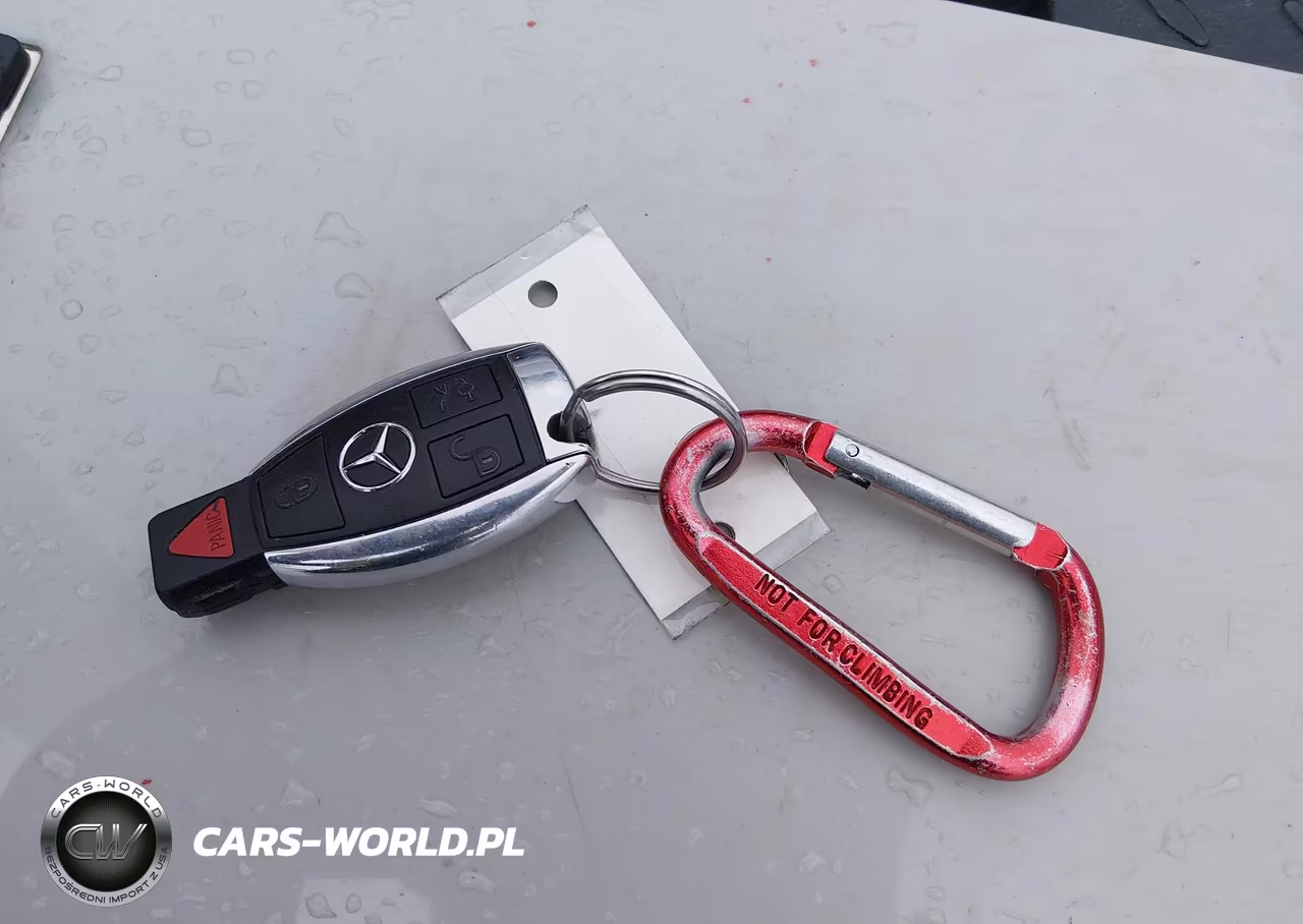 2018 Mercedes-Benz C 300 VIN:WDDWF4JB1JR389542 - 11