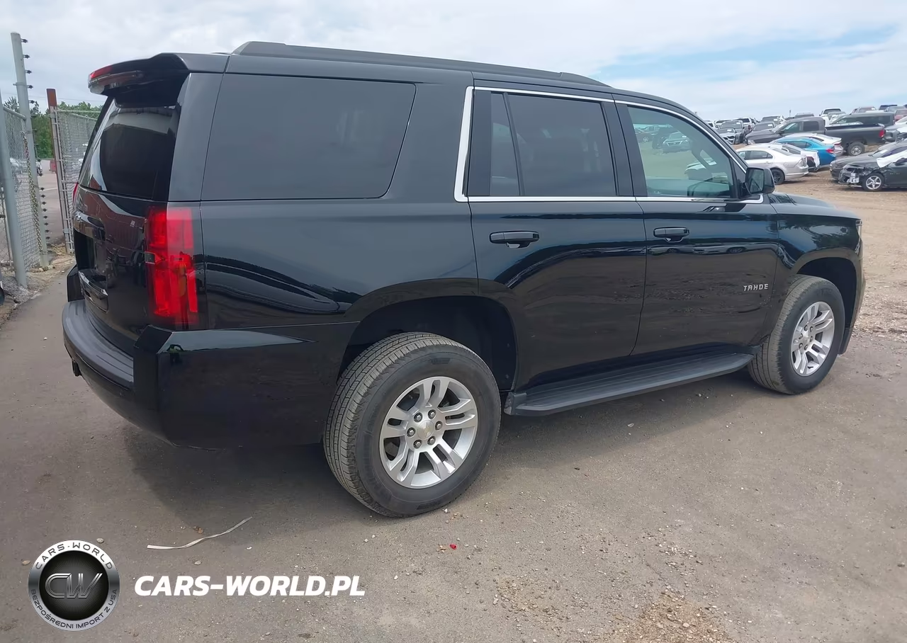 2017 Chevrolet Tahoe Ls VIN:1GNSKAECXHR288958 - 4