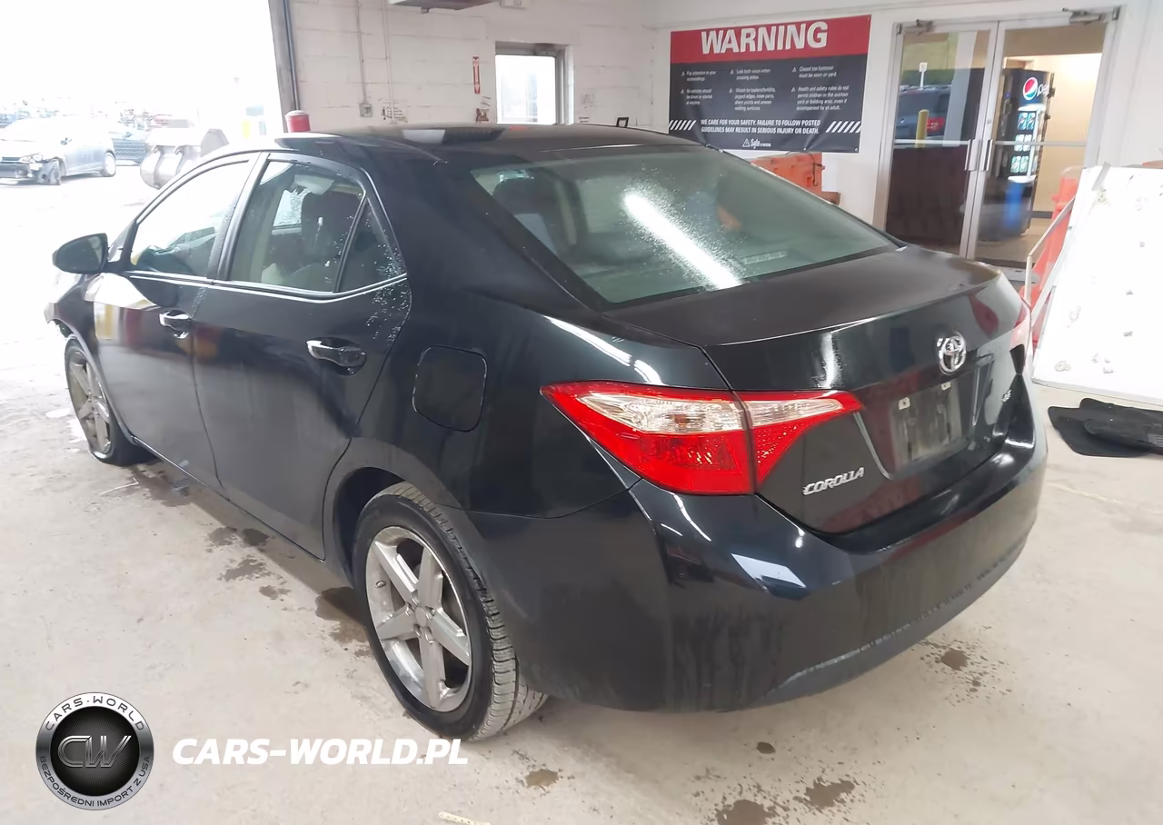 2019 Toyota Corolla Le VIN:5YFBURHE4KP933121 - 3