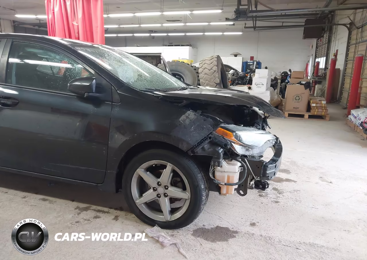 2019 Toyota Corolla Le VIN:5YFBURHE4KP933121 - 6