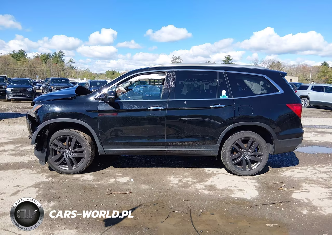 2018 Honda Pilot Elite VIN:5FNYF6H07JB009337 - 13