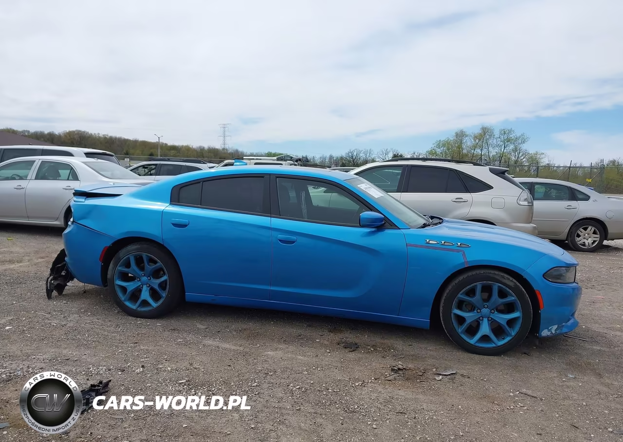 2015 Dodge Charger Sxt VIN:2C3CDXHGXFH826049 - 13