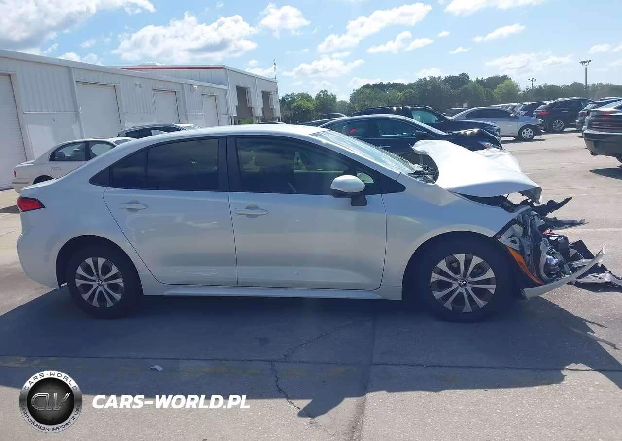 2022 Toyota Corolla Hybrid Le VIN:JTDEAMDE1N3010493 - 13