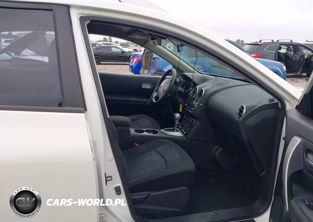 2014 Nissan Rogue Select S VIN:JN8AS5MT2EW625296 - 5