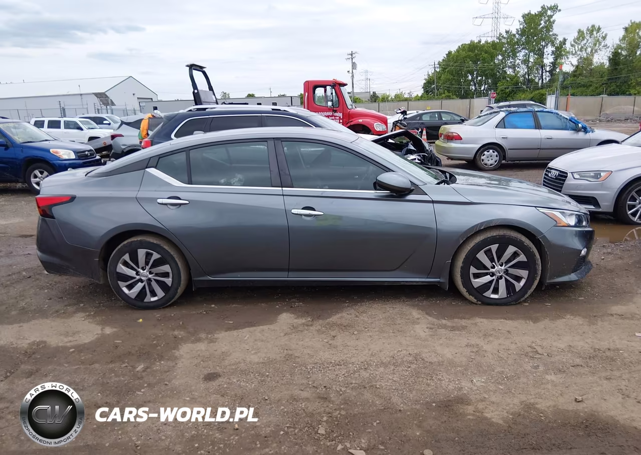 2019 Nissan Altima 2.5 S VIN:1N4BL4BV7KC136097 - 13