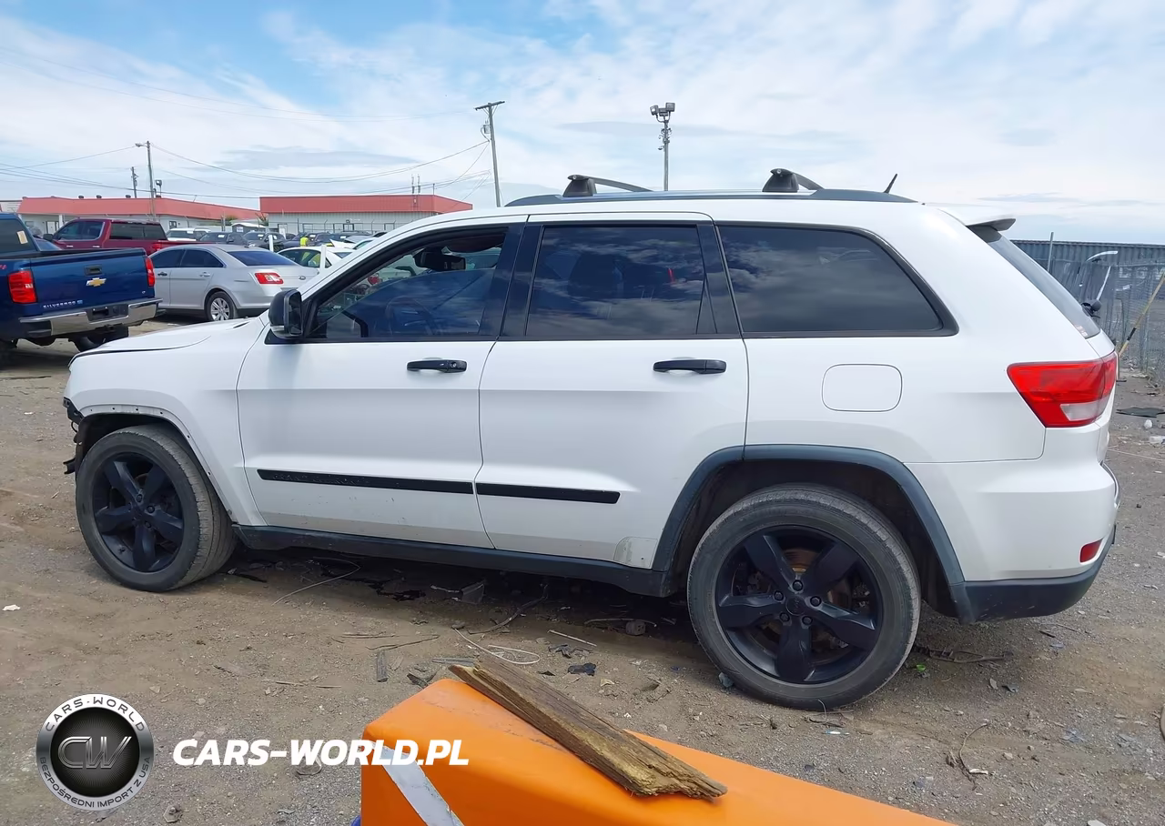 2013 Jeep Grand Cherokee Overland VIN:1C4RJECT9DC632488 - 15