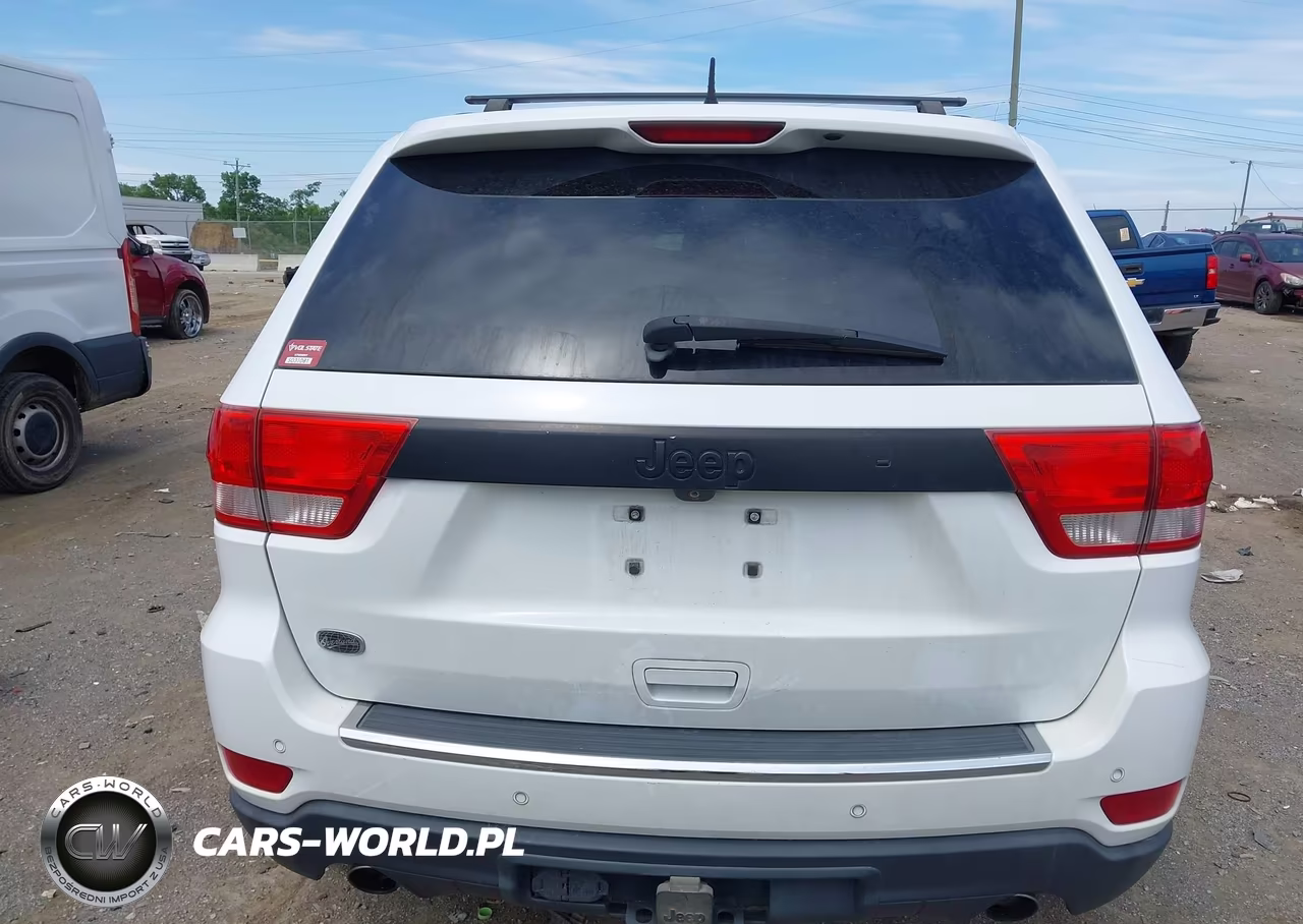 2013 Jeep Grand Cherokee Overland VIN:1C4RJECT9DC632488 - 17