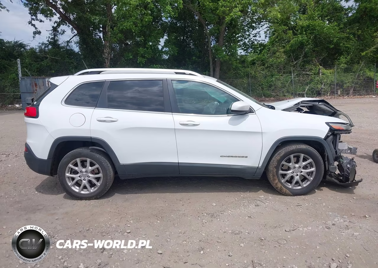 2014 Jeep Cherokee Latitude VIN:1C4PJLCS5EW105549 - 13