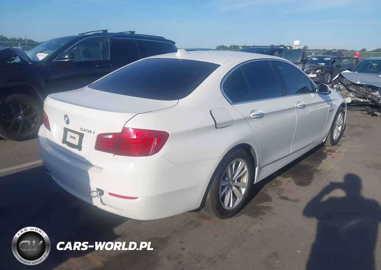 2016 BMW 528I VIN:WBA5A5C52GD528498 - 4