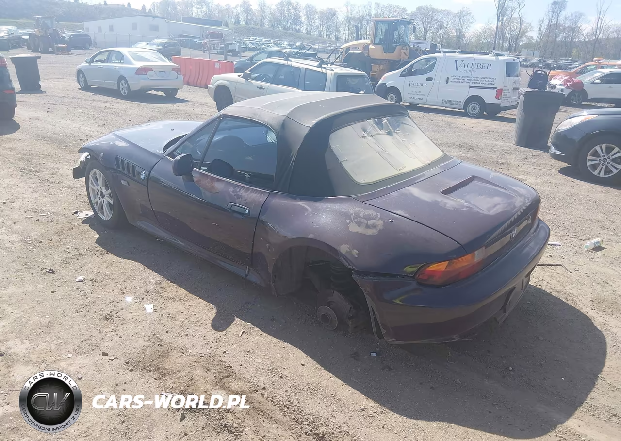 1999 BMW Z3 2.3 VIN:4USCH9330XLF80775 - 3