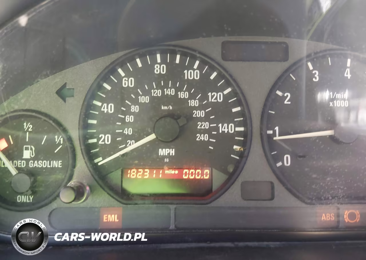 1999 BMW Z3 2.3 VIN:4USCH9330XLF80775 - 7