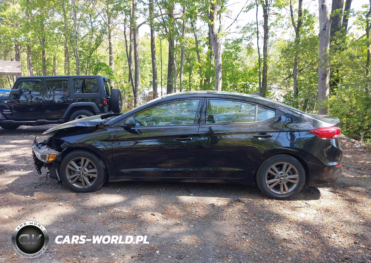 2018 Hyundai Elantra Sel VIN:5NPD84LF4JH324364 - 15