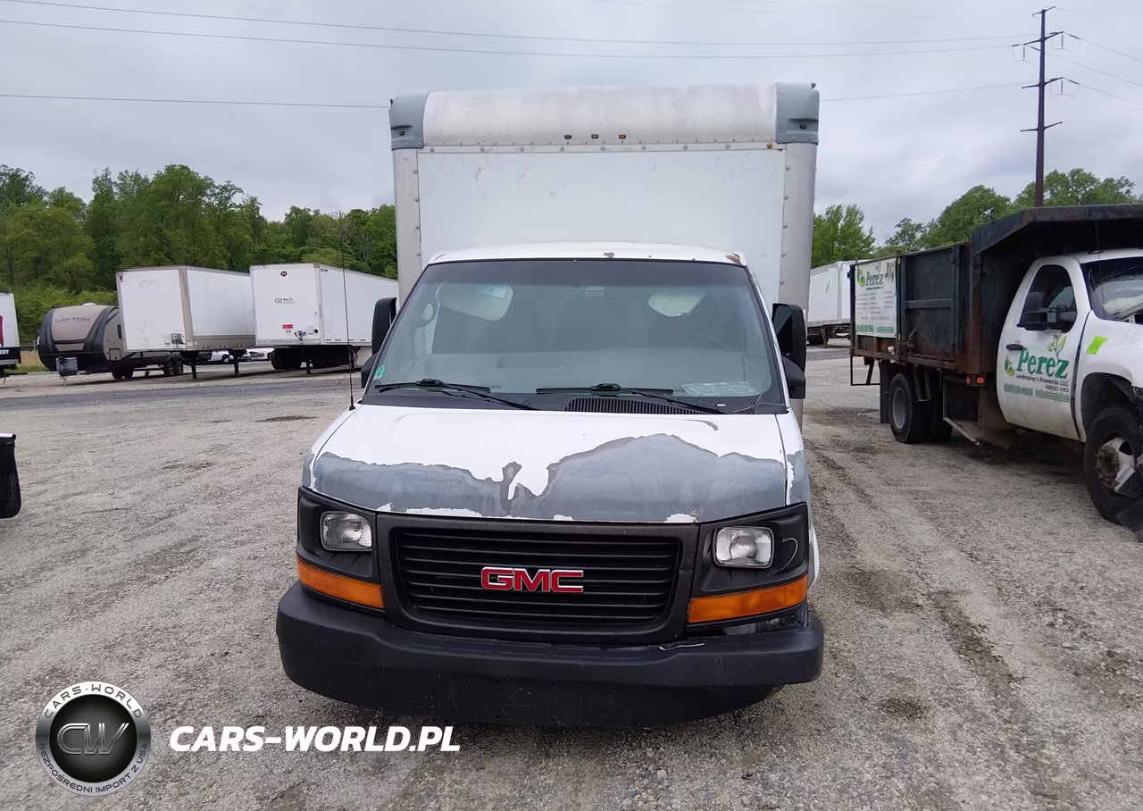 2011 GMC Savana Cutaway Work Van VIN:1GD374CA7B1903839 - 13