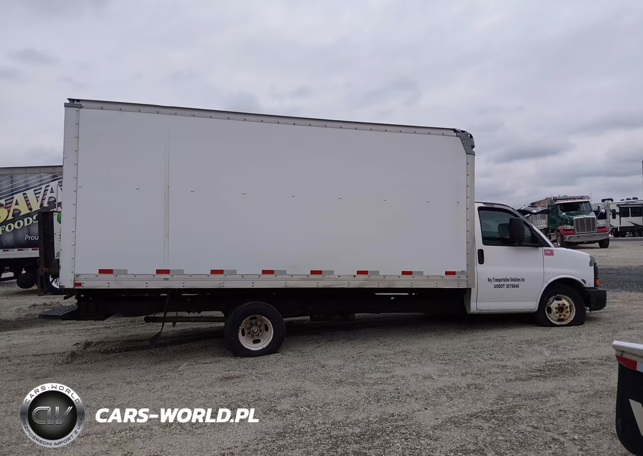 2011 GMC Savana Cutaway Work Van VIN:1GD374CA7B1903839 - 14