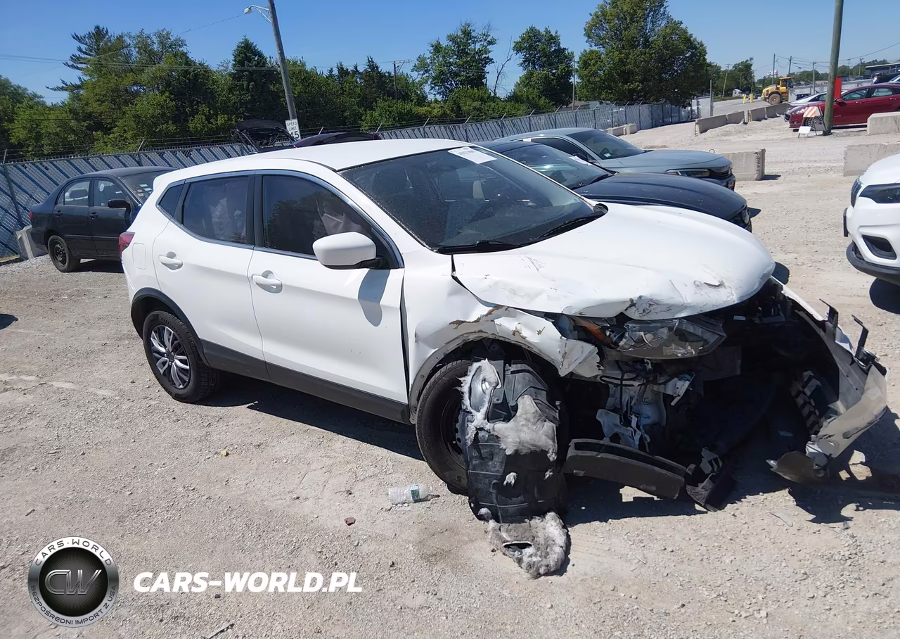 2019 Nissan Rogue Sport S – zdjęcie 1 z 18