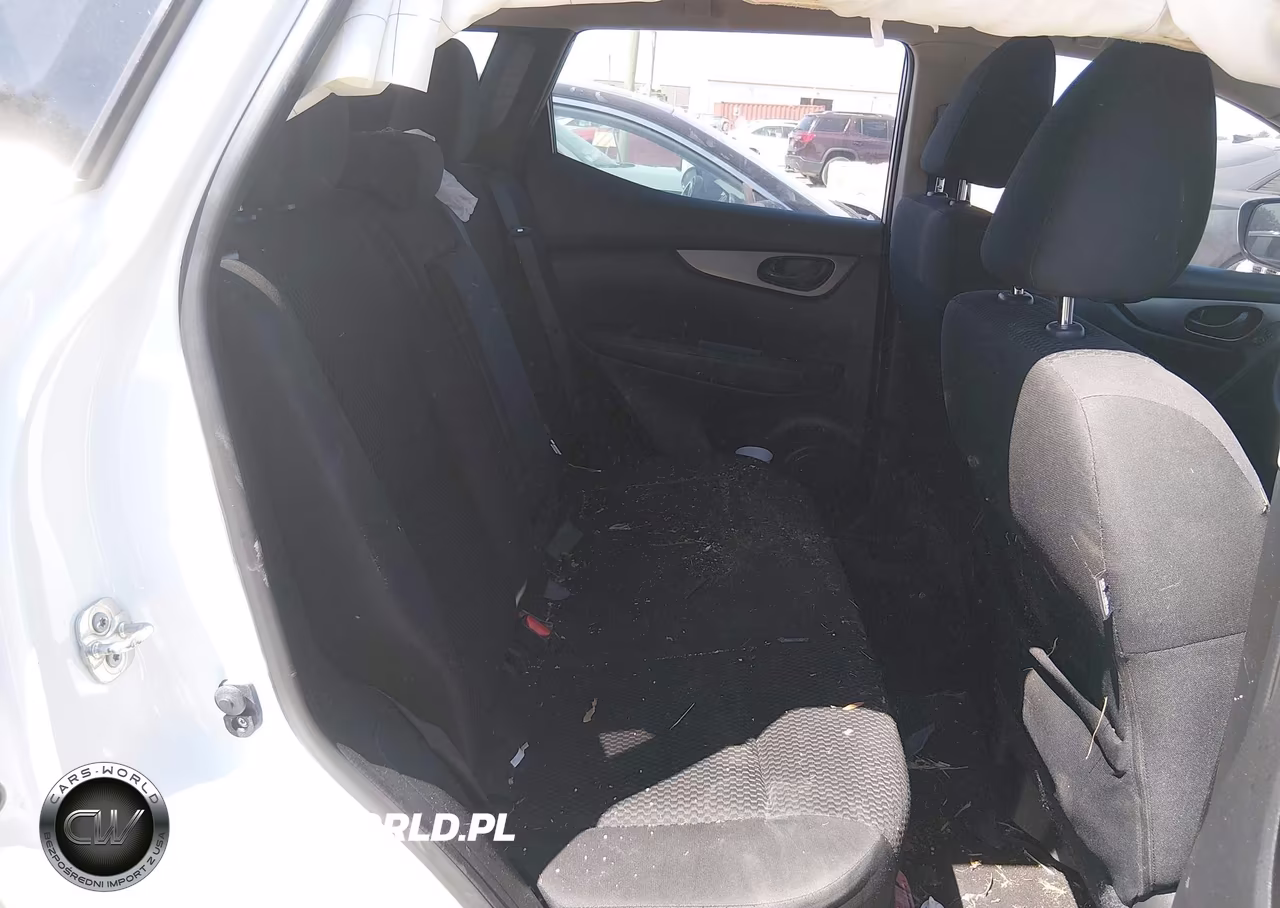 2019 Nissan Rogue Sport S VIN:JN1BJ1CR9KW313346 - 8