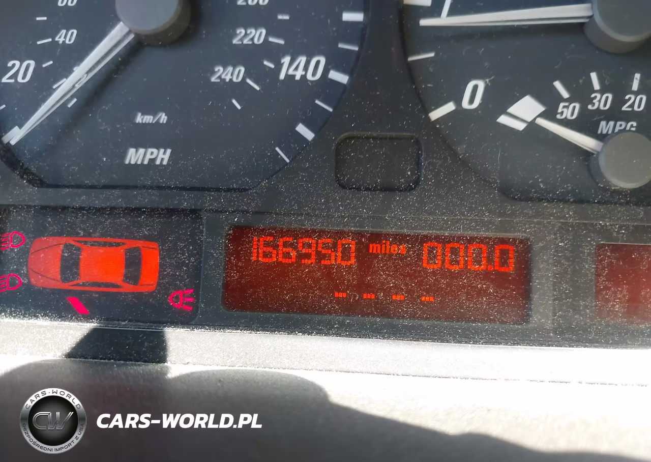 2003 BMW 325Ci VIN:WBABS33463PG89640 - 16