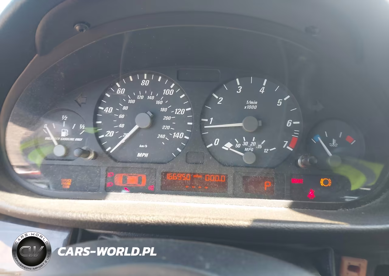 2003 BMW 325Ci VIN:WBABS33463PG89640 - 7