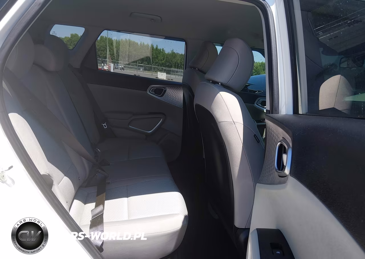 2021 Kia Soul Lx VIN:KNDJ23AU7M7142666 - 8