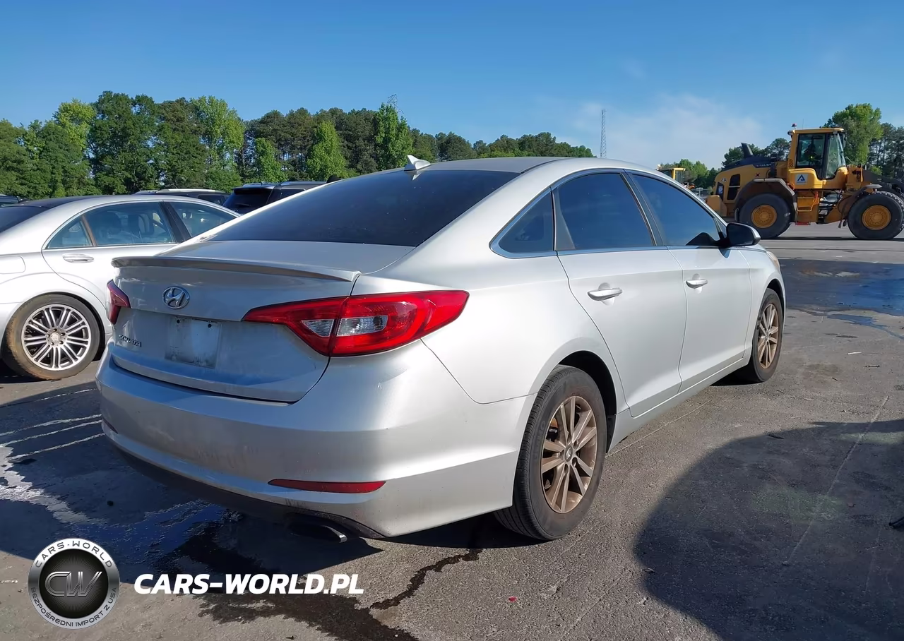2017 Hyundai Sonata VIN:5NPE24AF6HH533088 - 4