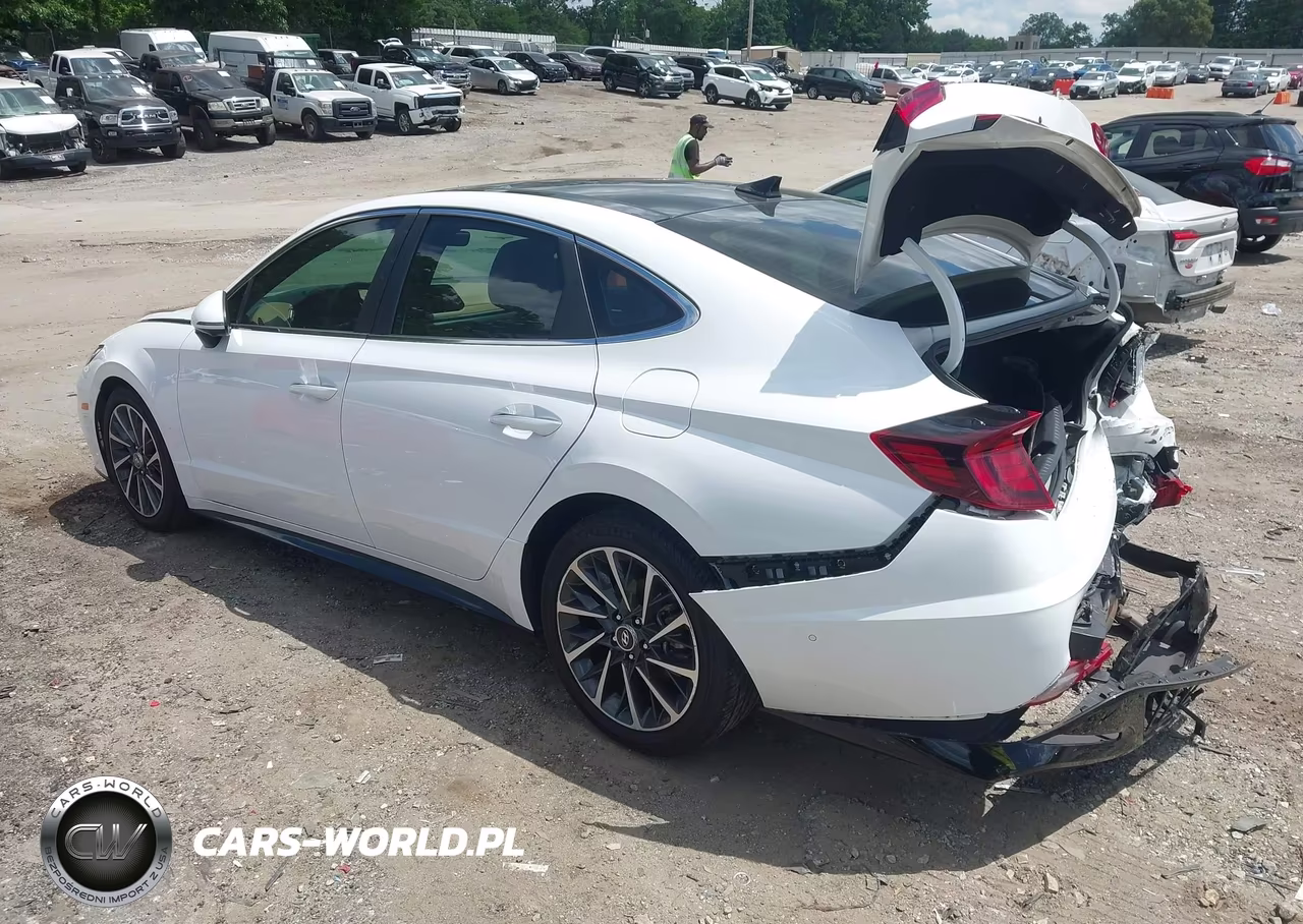 2023 Hyundai Sonata Limited VIN:KMHL34J27PA313610 - 3