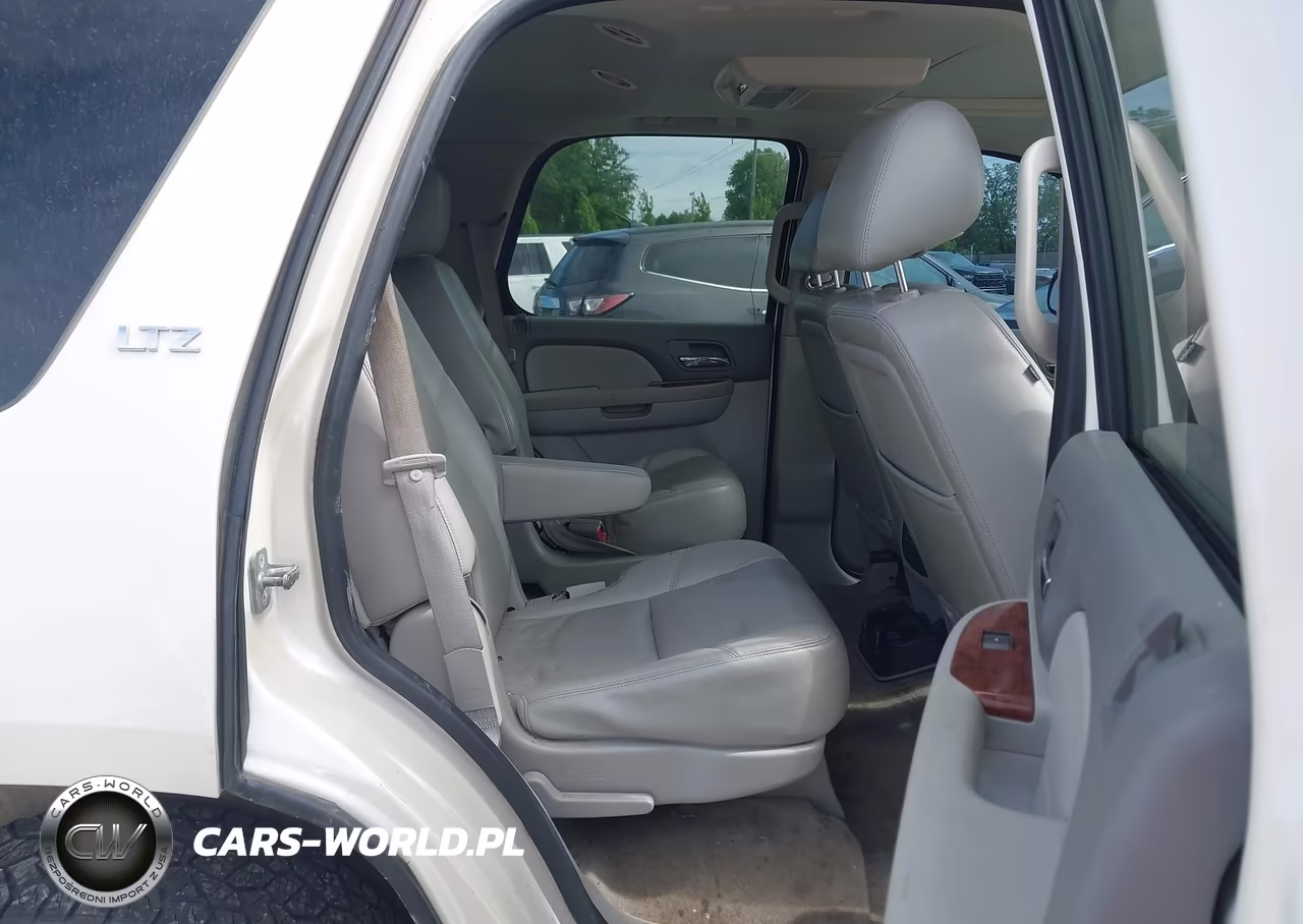 2012 Chevrolet Tahoe Ltz VIN:1GNSKCE09CR241463 - 8