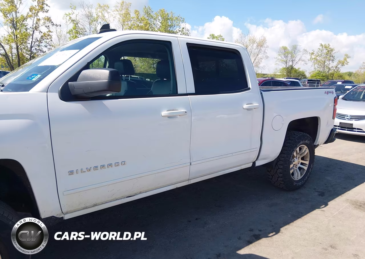 2015 Chevrolet Silverado 1500 1Lt VIN:3GCUKREC6FG469407 - 14