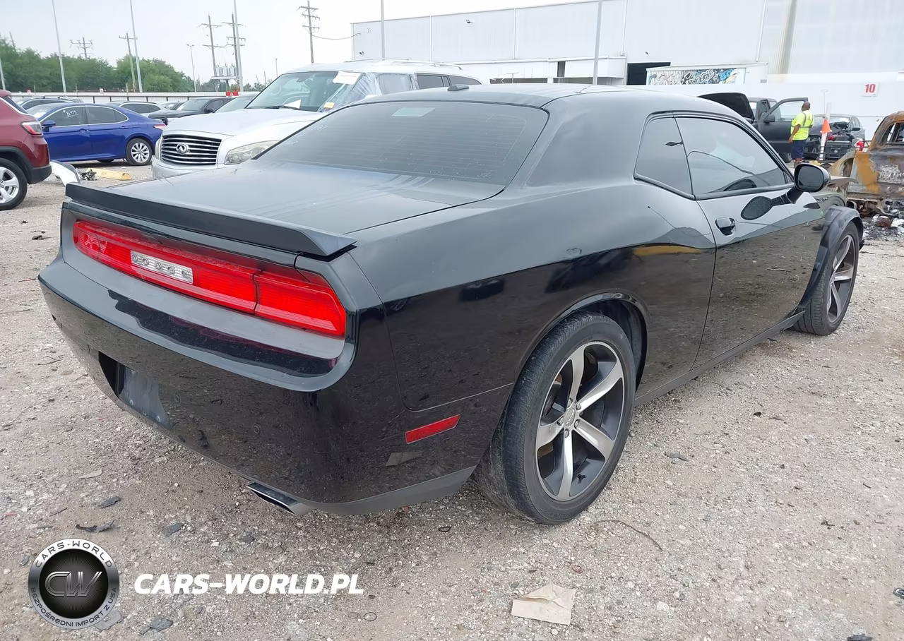 2014 Dodge Challenger Shaker Pkg VIN:2C3CDYBTXEH231745 - 4