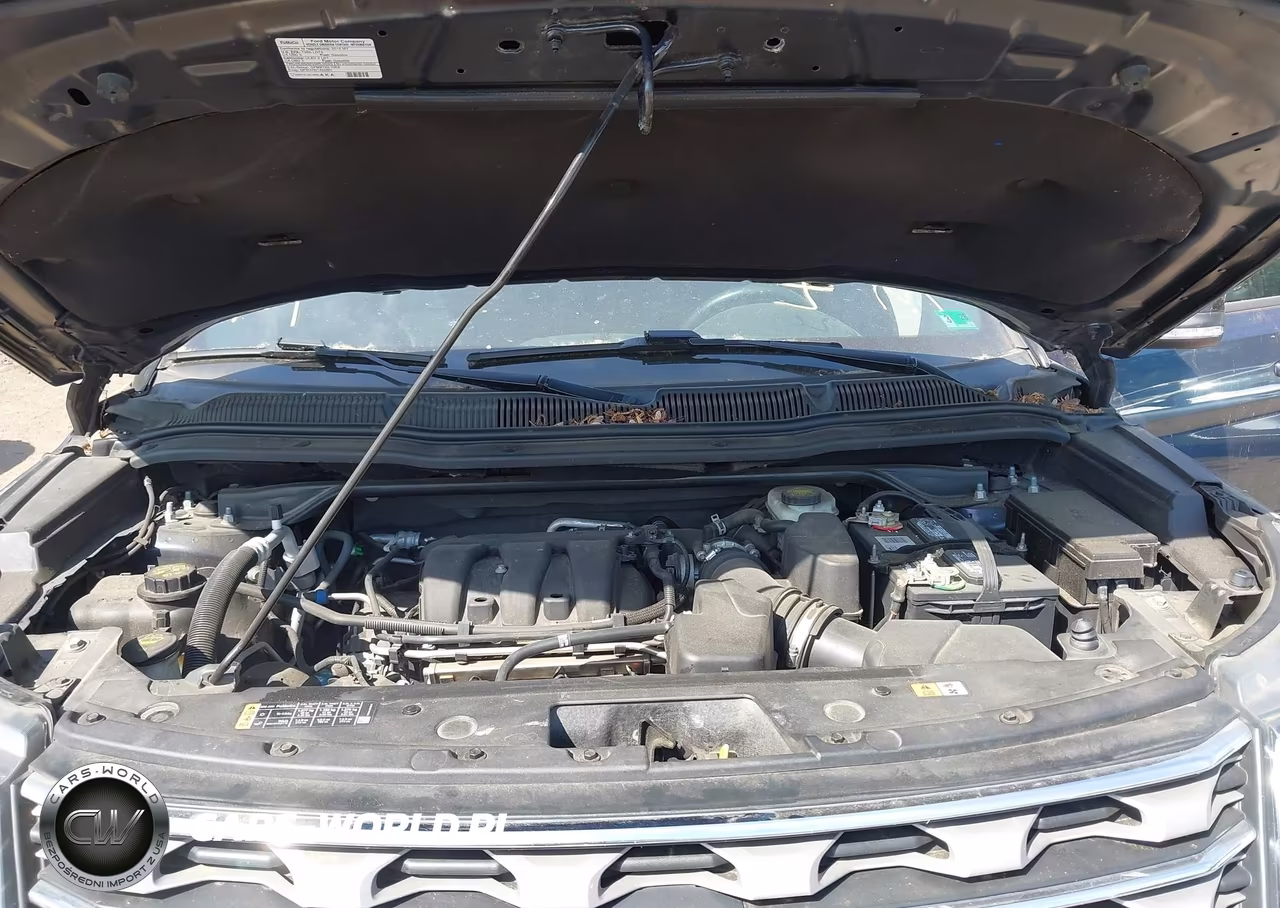 2016 Ford Explorer Xlt VIN:1FM5K8D89GGA22252 - 10