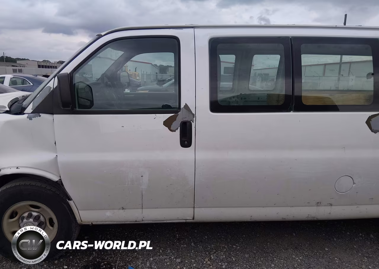 2010 Chevrolet Express 3500 Work Van VIN:1GC2GUBA0A1165639 - 15