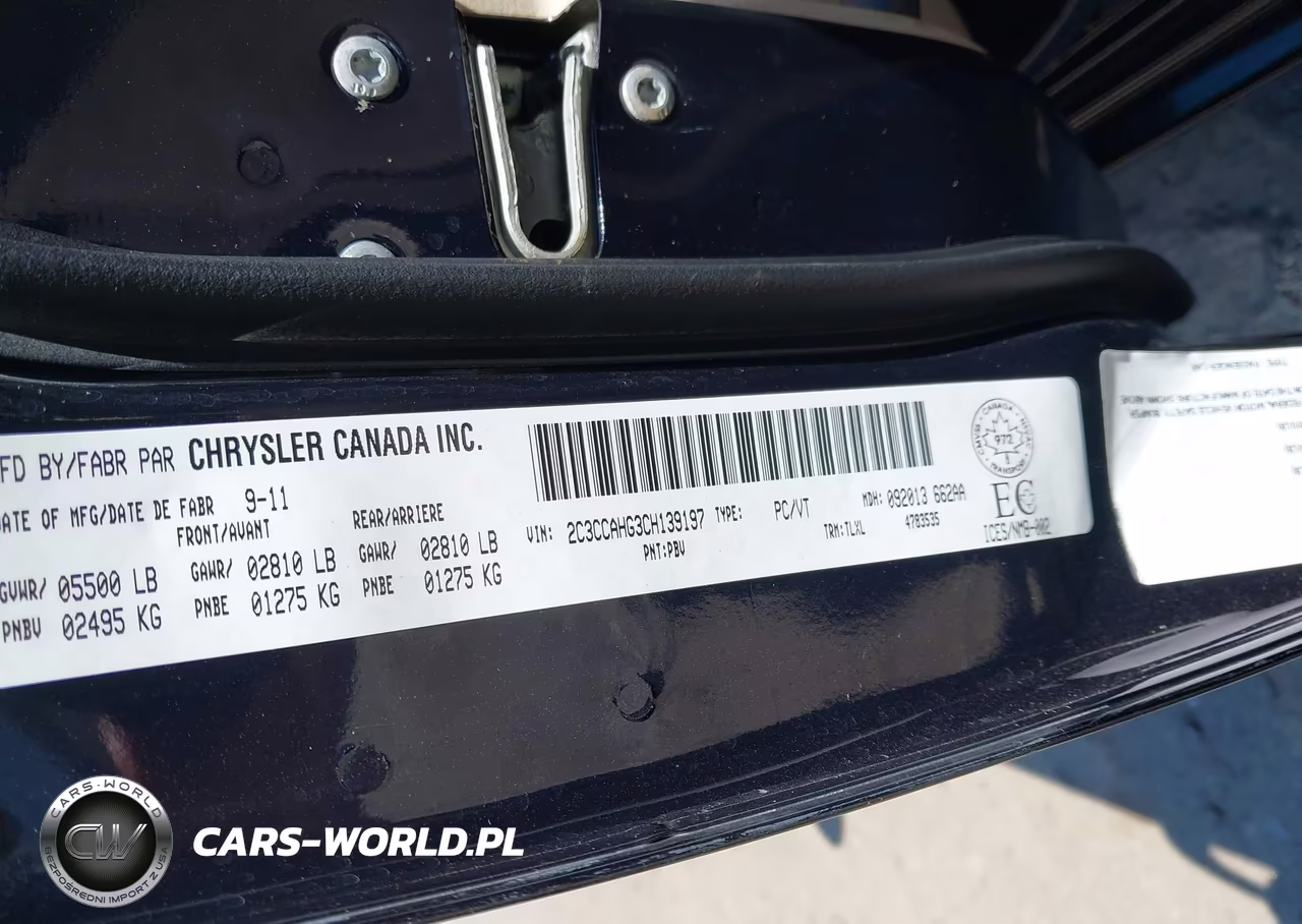 2012 Chrysler 300 Limited VIN:2C3CCAHG3CH139197 - 9