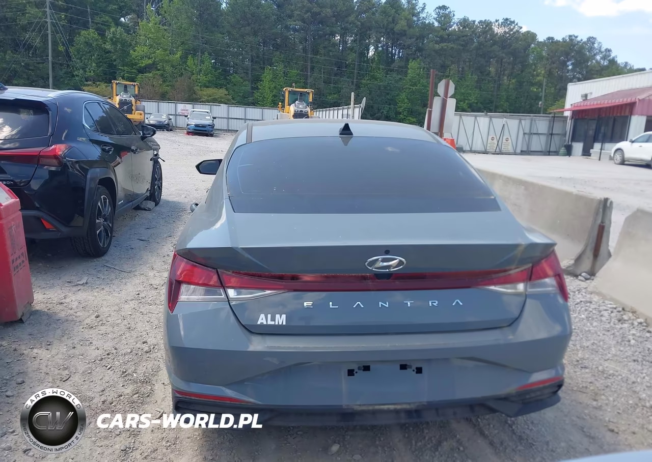 2022 Hyundai Elantra Sel VIN:KMHLM4AG9NU283840 - 16
