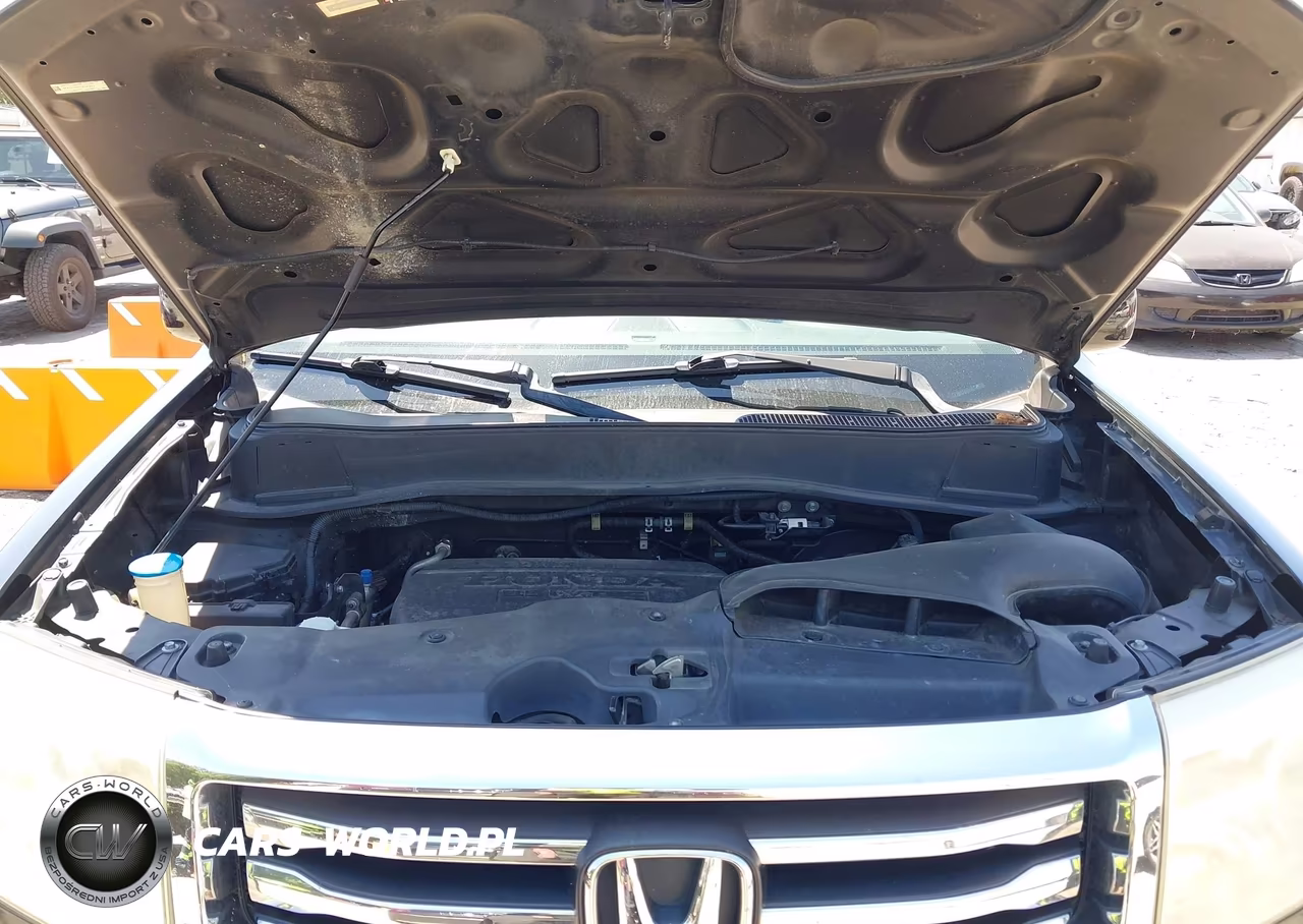 2012 Honda Pilot Touring VIN:5FNYF3H90CB041935 - 10