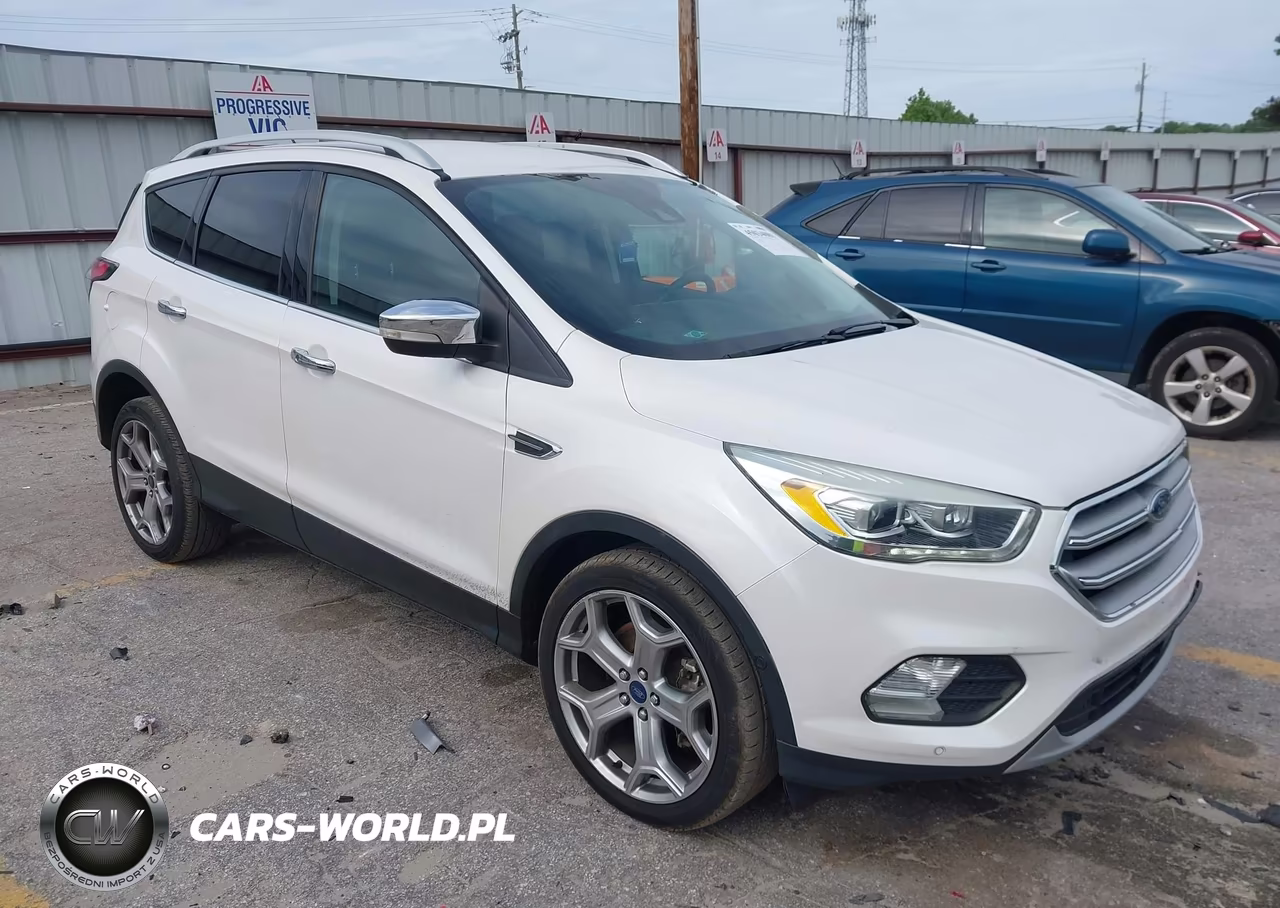 2017 Ford Escape Titanium – zdjęcie 1 z 16