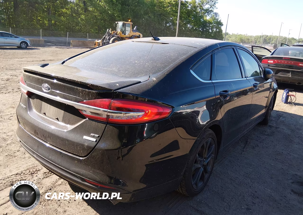 2018 Ford Fusion Se VIN:3FA6P0HD1JR135122 - 4