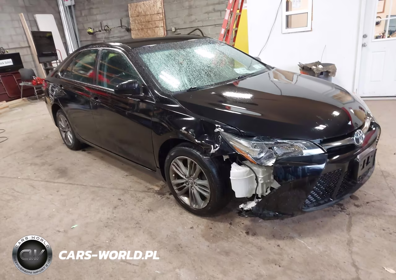 2015 Toyota Camry Se – zdjęcie 1 z 16
