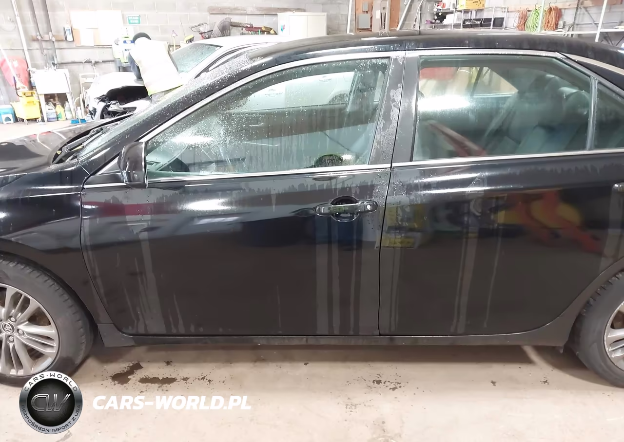2015 Toyota Camry Se VIN:4T1BF1FK8FU934913 - 14