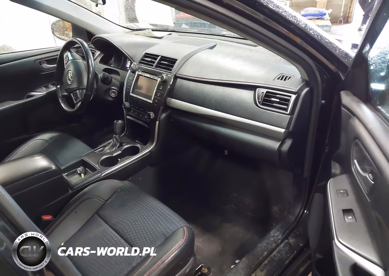 2015 Toyota Camry Se VIN:4T1BF1FK8FU934913 - 5