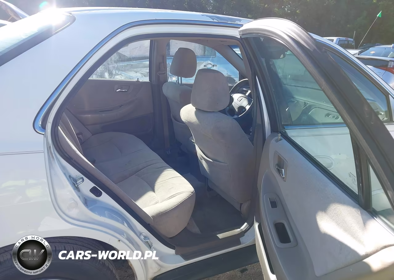 2002 Honda Accord 2.3 Lx VIN:3HGCG56442G701138 - 8