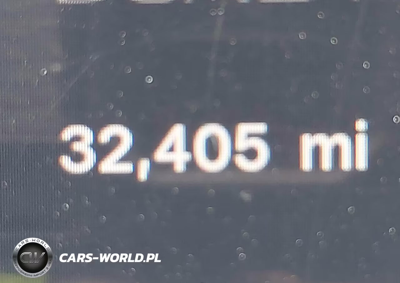 2025 Tesla Model Y Long Range Dual Motor All-Wheel Drive VIN:7SAYGDEE6SA350361 - 16