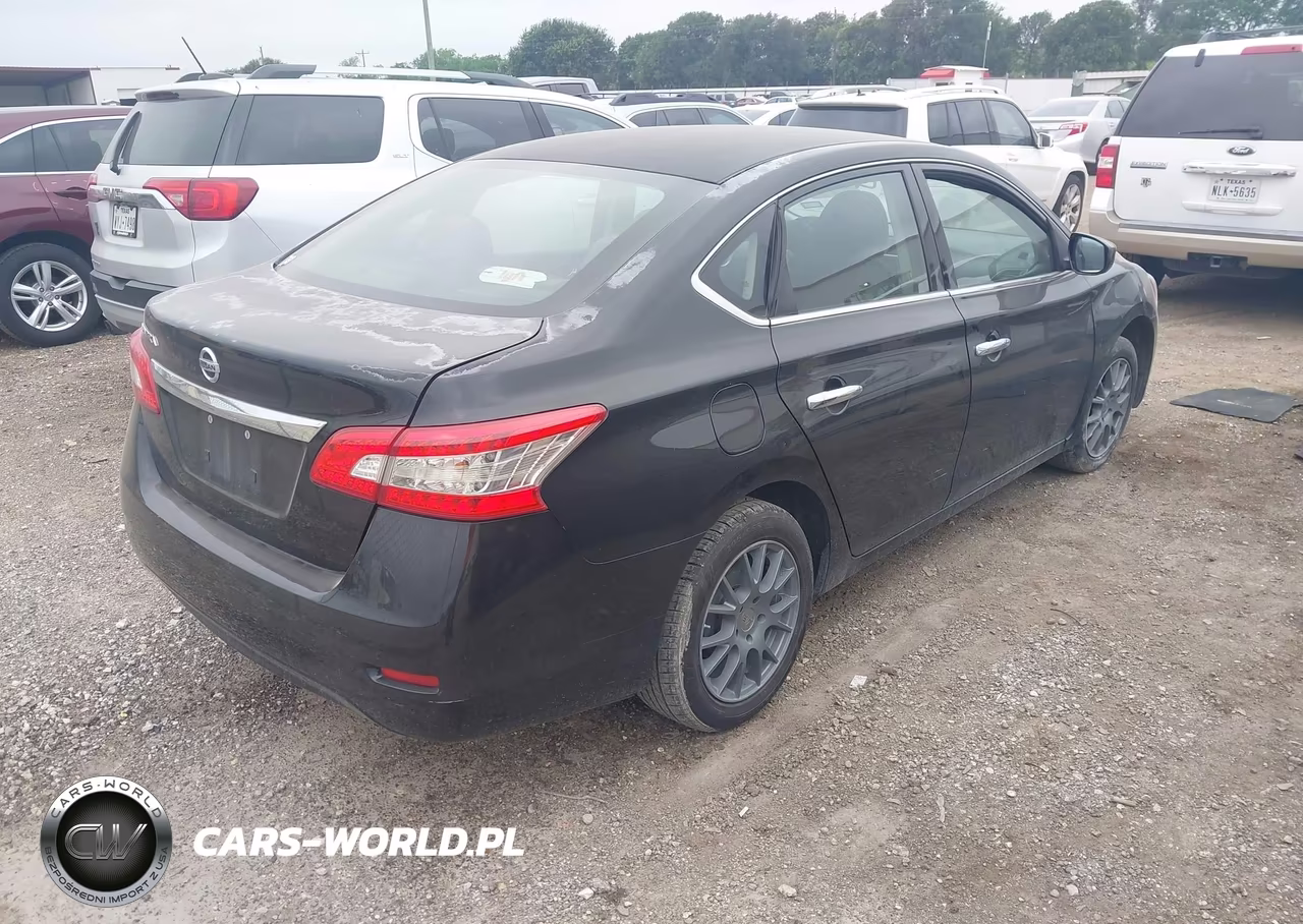 2015 Nissan Sentra S VIN:3N1AB7AP2FY345602 - 4