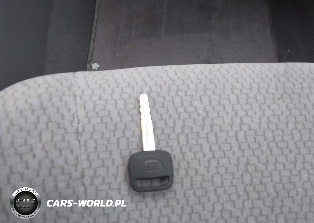 2003 Toyota Corolla Le VIN:1NXBR32E23Z014029 - 11
