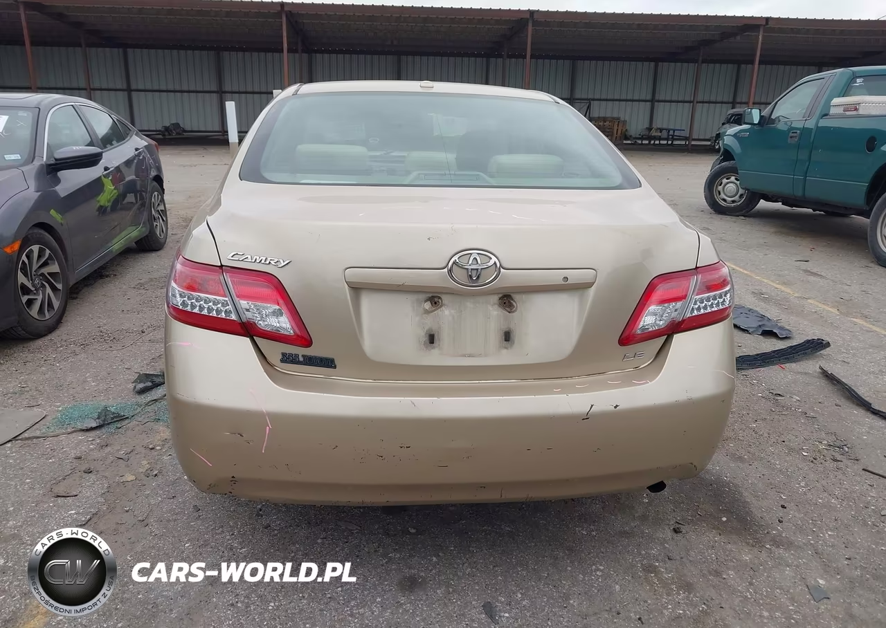 2010 Toyota Camry Le VIN:4T1BF3EK6AU058798 - 17