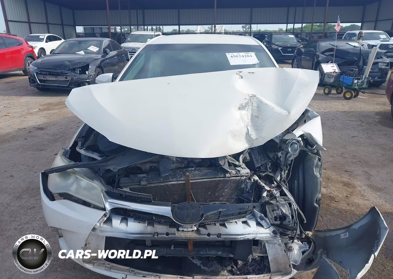 2017 Toyota Camry Le VIN:4T1BF1FK2HU441375 - 12