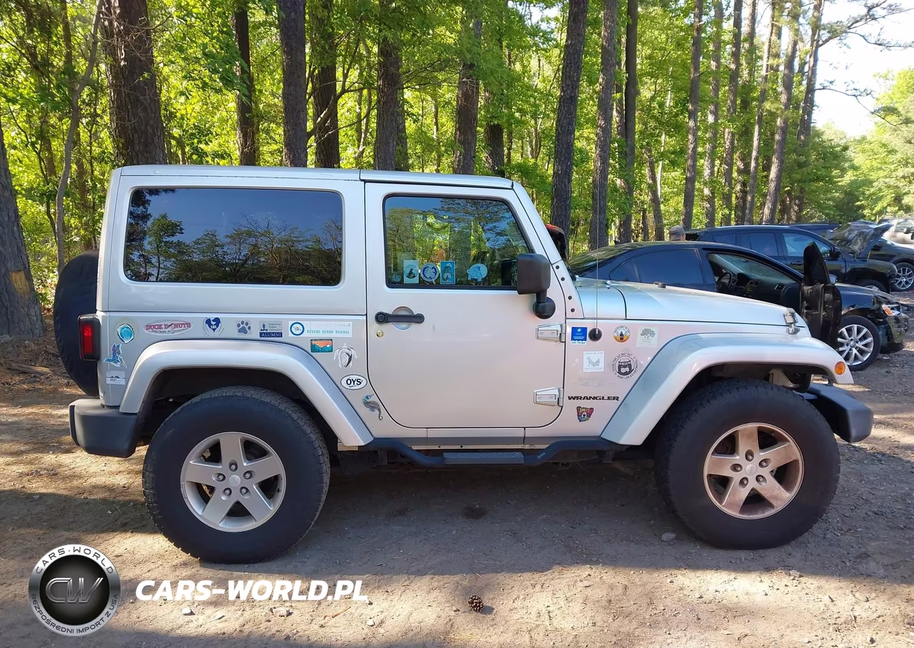 2012 Jeep Wrangler Sahara VIN:1C4GJWBG5CL283023 - 13