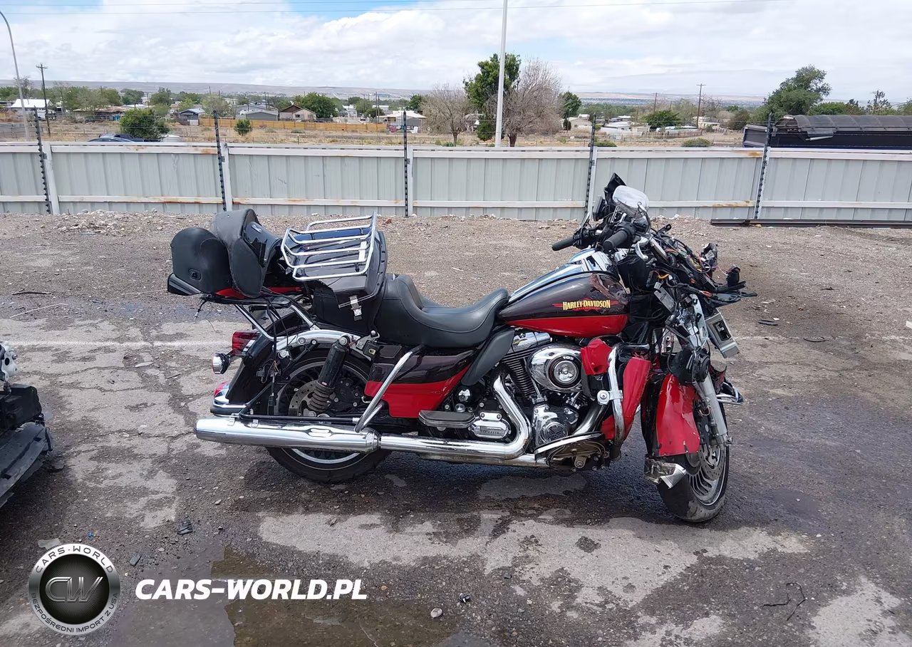 2010 Harley-Davidson Flhtk VIN:1HD1KEM34AB642595 - 11