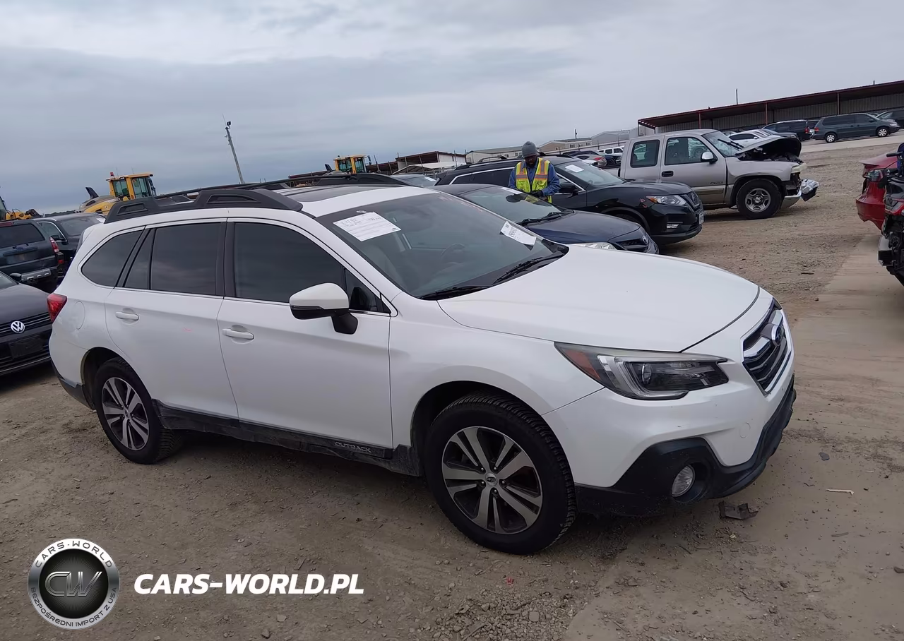 2018 Subaru Outback 3.6R Limited VIN:4S4BSENC9J3249802 - 13